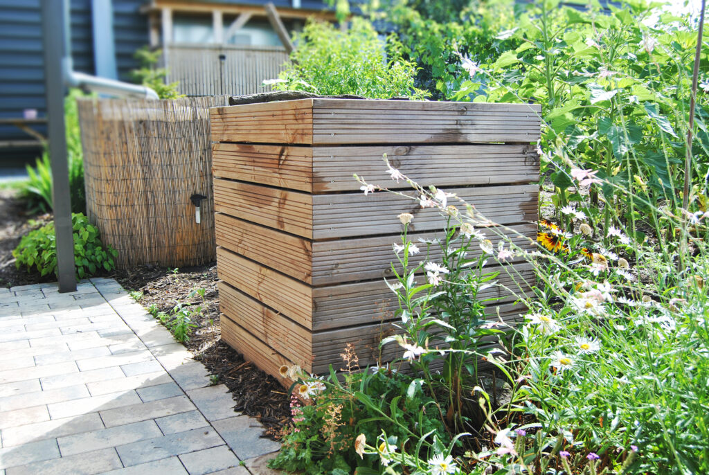 Le composteur, l&rsquo;allié du jardin et de la maison